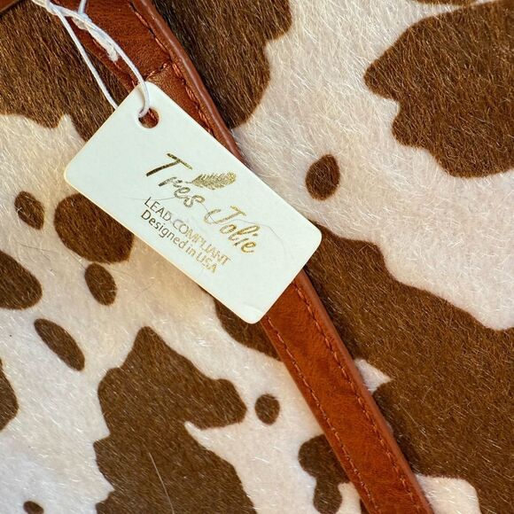 Tres Jolie Cow Print Tote - Picture 2 of 6